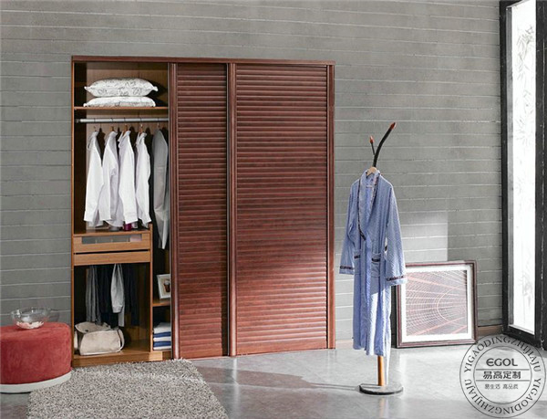 定制衣柜空間擴展有哪些技巧？