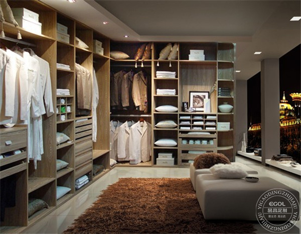 定制衣柜空間擴展有哪些技巧？