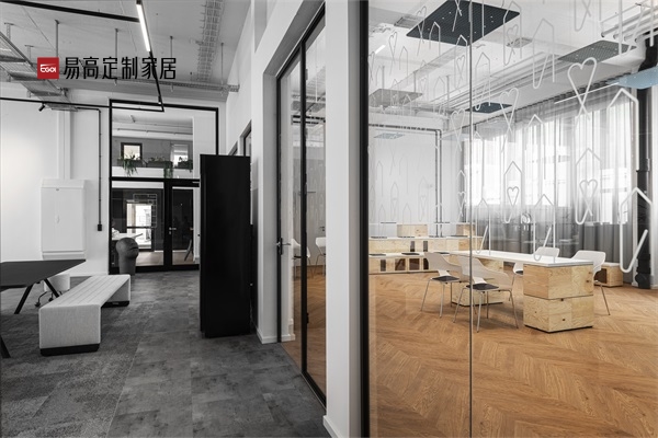 選擇定制家具要注意哪些方面?